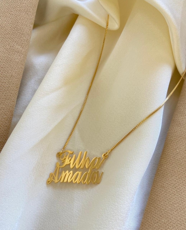 COLAR COM PINGENTE FILHA AMADA BANHADO A OURO - Image 2